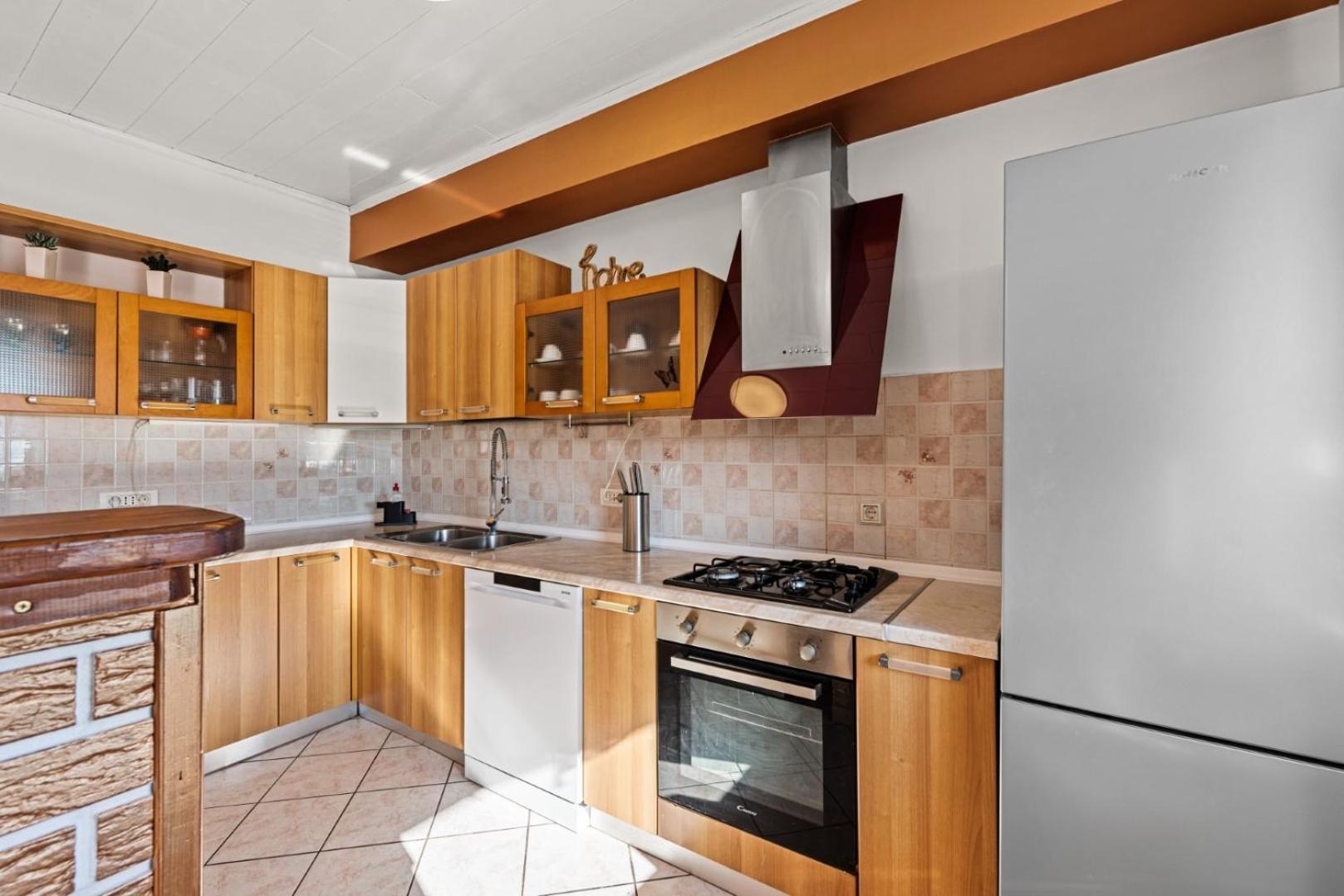 Sea View Apartments With Shared Pool بومير المظهر الخارجي الصورة