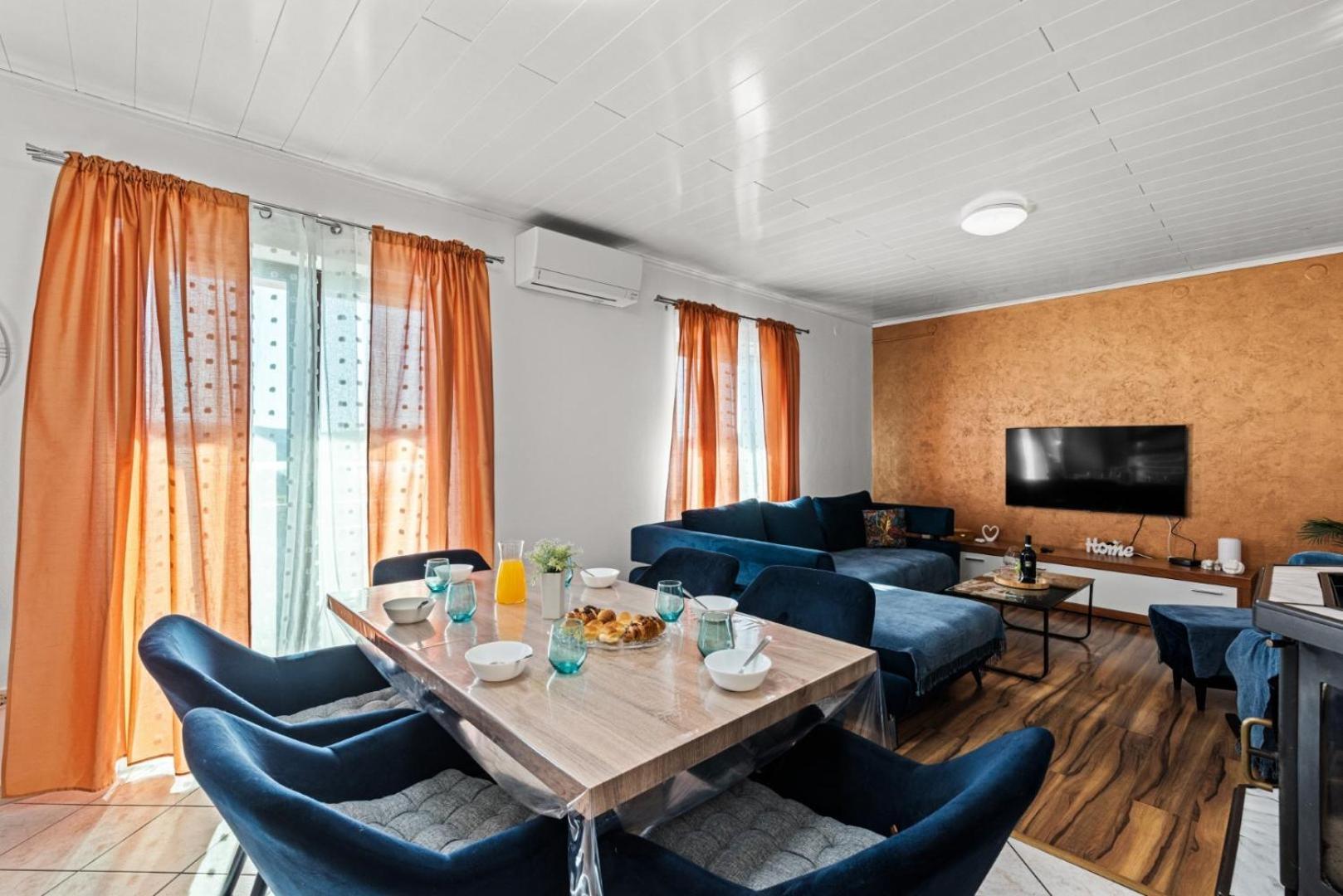 Sea View Apartments With Shared Pool بومير المظهر الخارجي الصورة