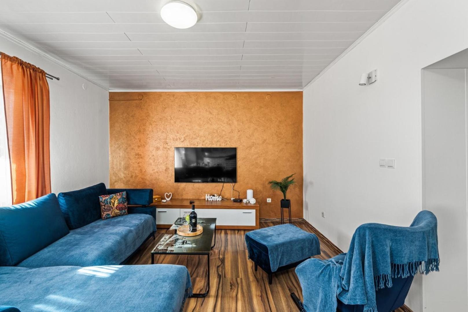 Sea View Apartments With Shared Pool بومير المظهر الخارجي الصورة